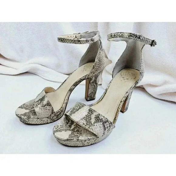 Vince Camuto Size 5.5M Women's Snake Print Adjustable Ankle Strap Open Toe Shoes - Picture 6 of 14